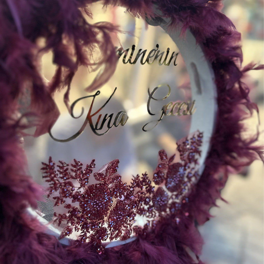 EMİNE GELİNİN SETİ