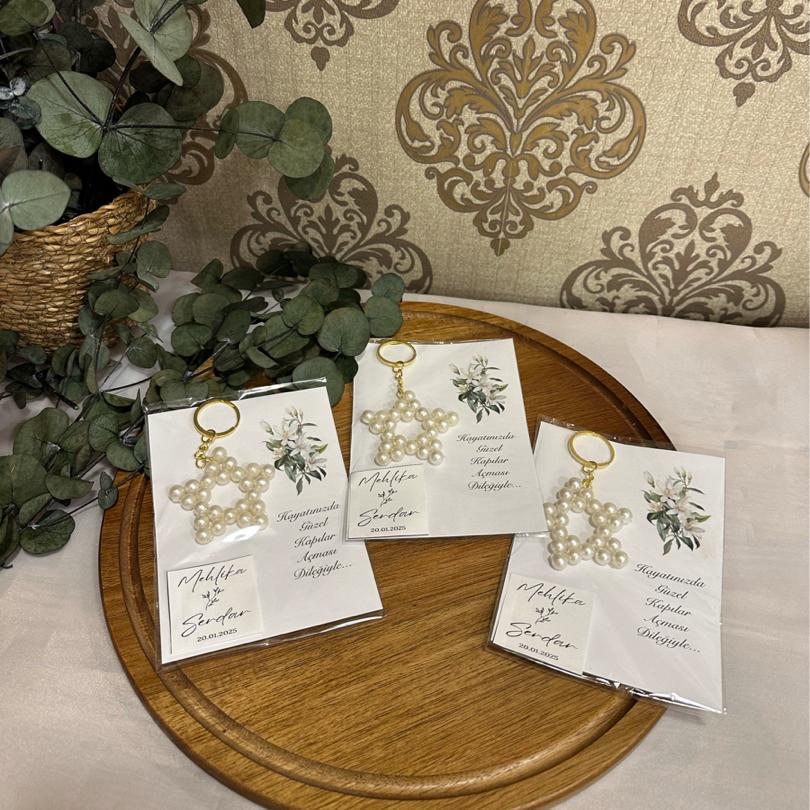 KARTLI İNCİ YILDIZ ANAHTARLIK